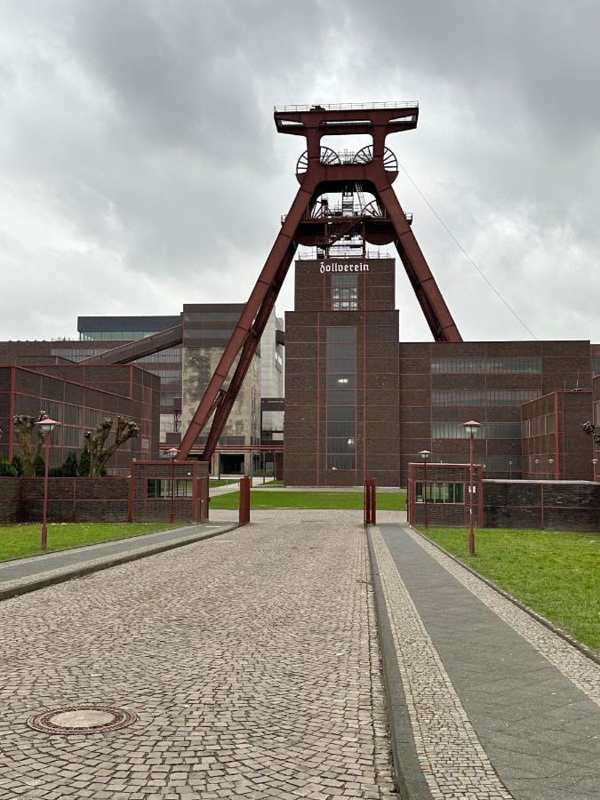 Gemuetliche 93M² Wohlfuehlflaeche Mit Ausblick Zum Weltkulturerbe! Leilighet Essen Eksteriør bilde
